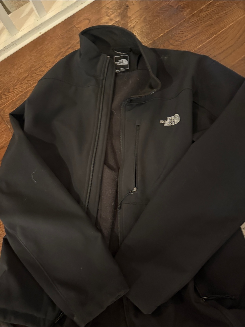 The North Face Black Men’s Softshell Performance Jacket